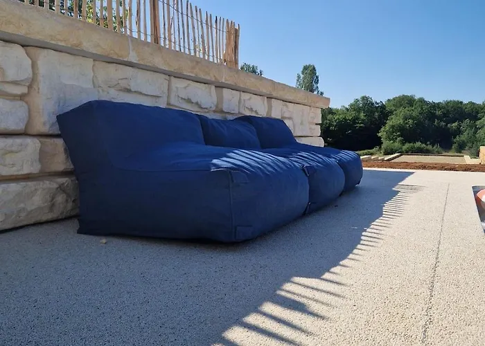 La Grange Du Peuch, 10 Personnes * Coly-Saint-Amand